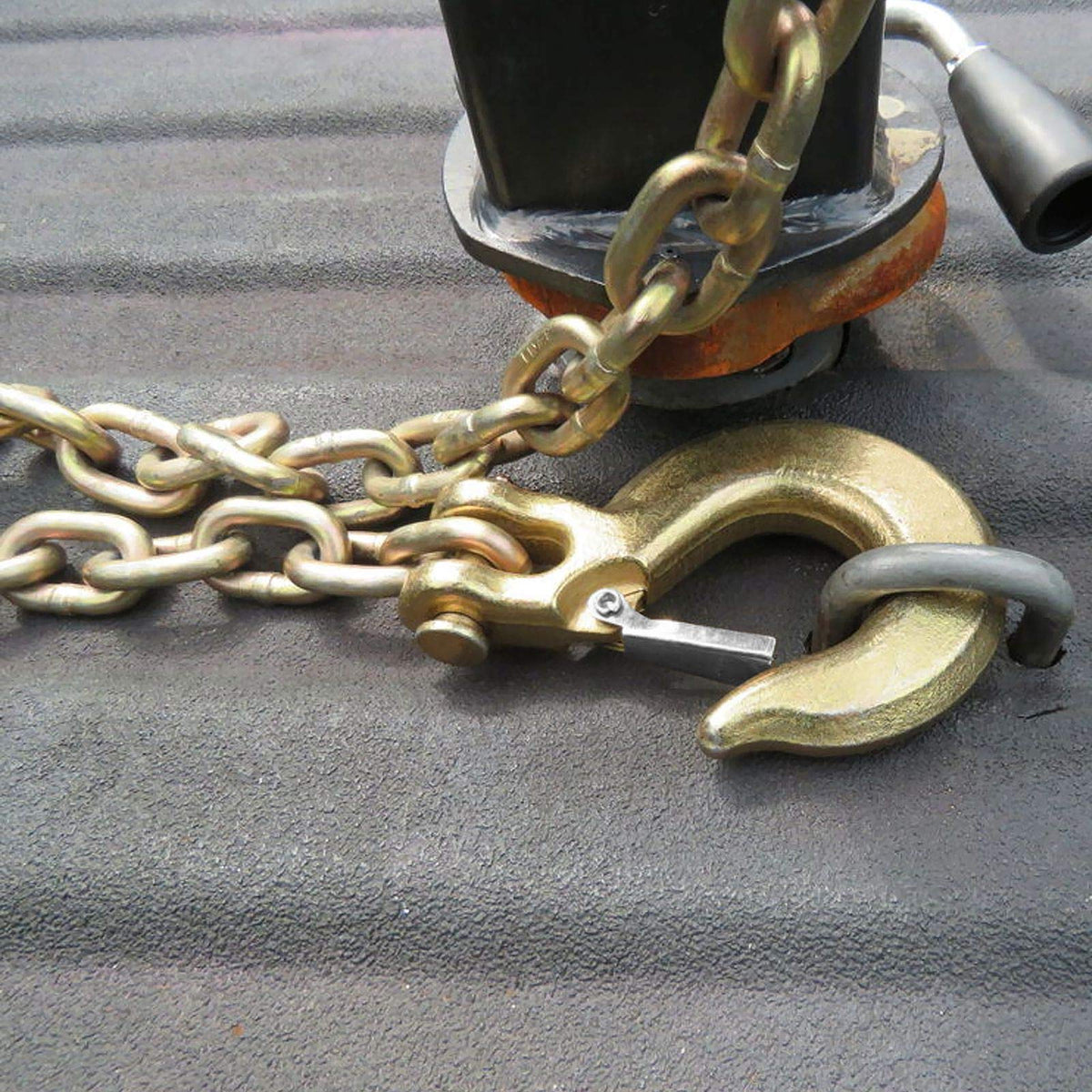 3/8 Inch Clevis Slip Hook with Safety Latch, 18000 Lb Capacity V5357
